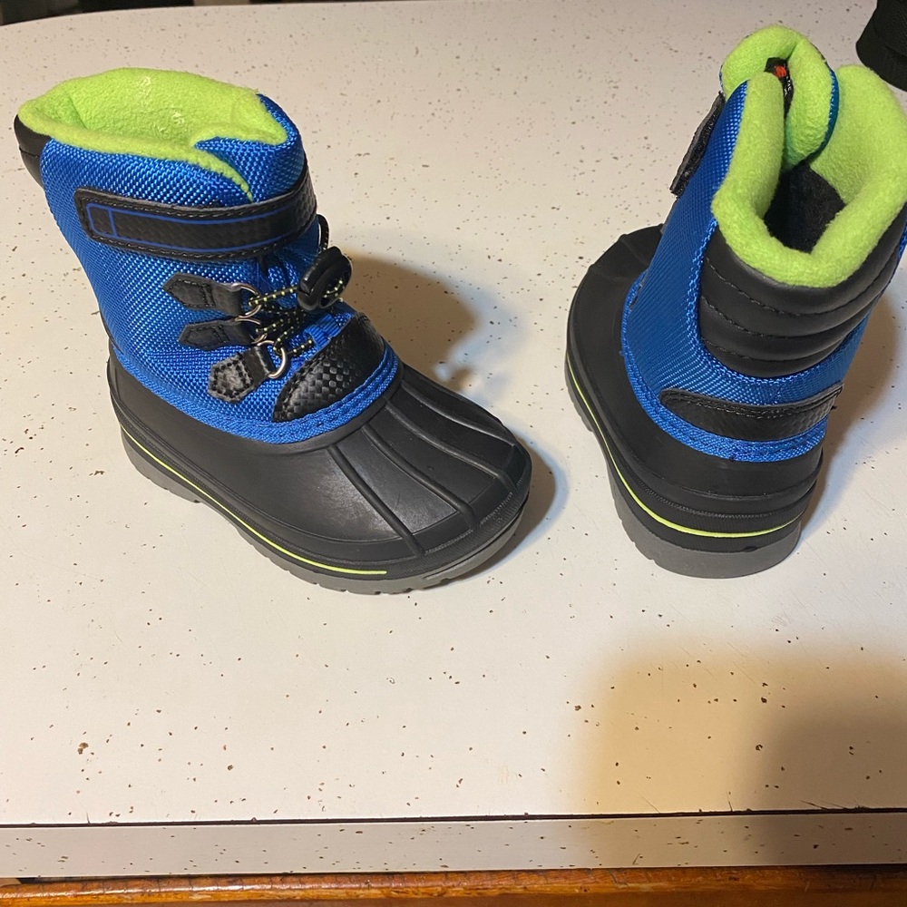 Toddler snow boots